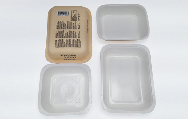 Moulded waterproof food tray